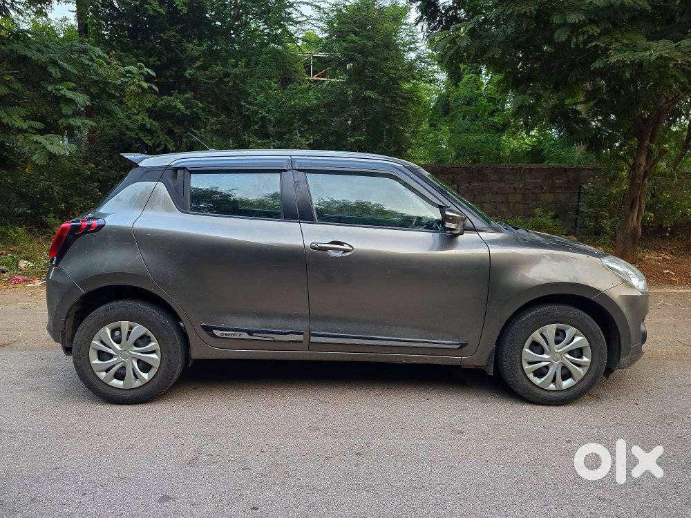 Maruti Suzuki Swift Vxi Optional, 2022, Petrol