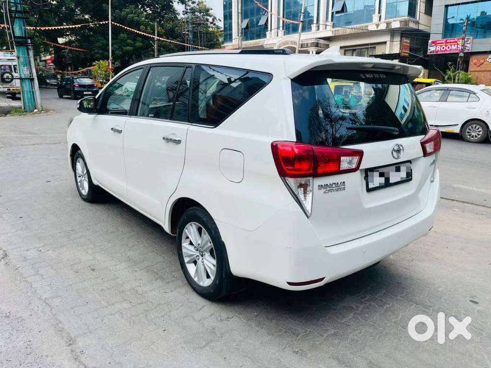 Toyota Innova Crysta 2.8z Automatic, 2017, Diesel