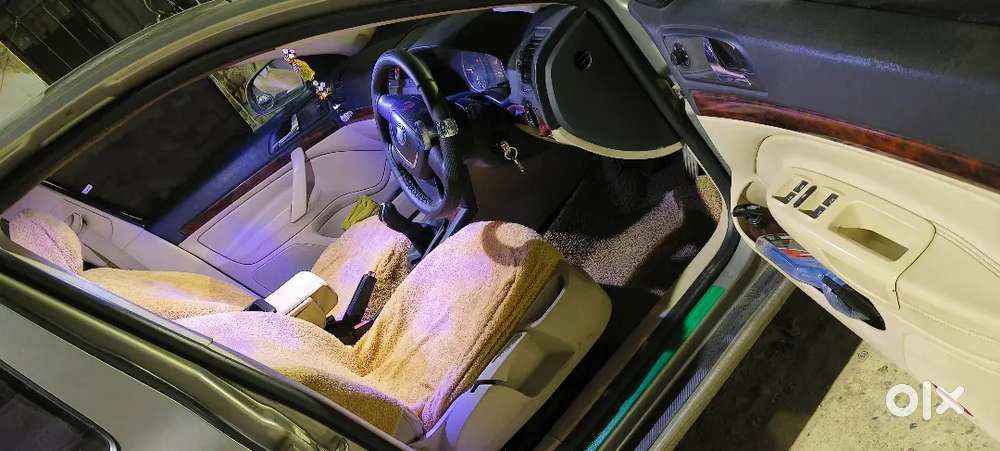 Skoda Laura Diesel Elegance 2012