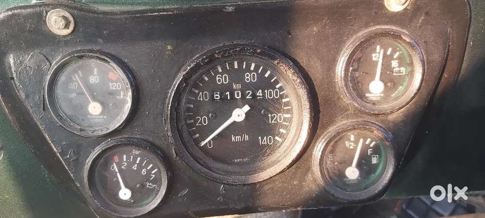 Mahindra Jeep Commander 2000