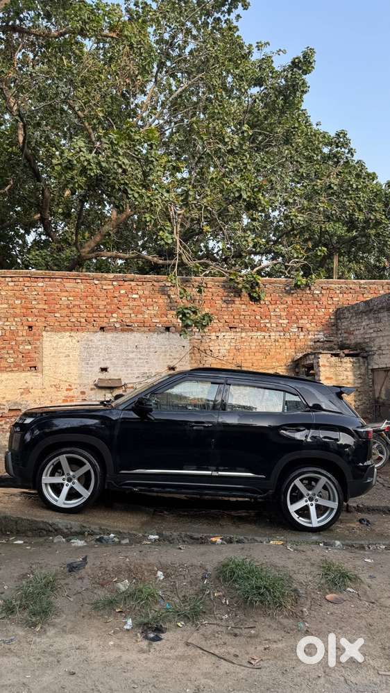 Hyundai Creta 2024 Petrol Well Maintained