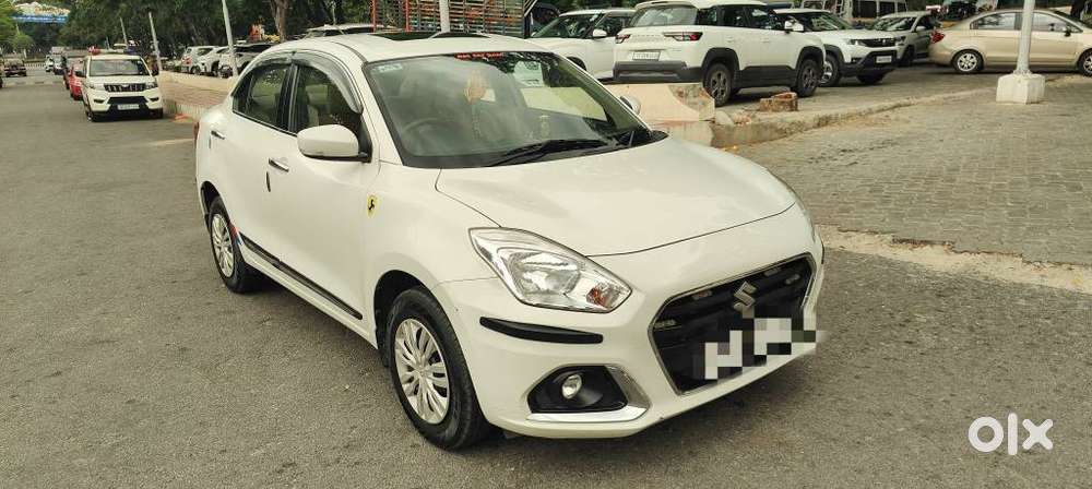 Maruti Suzuki Dzire 1.2 Vxi, 2023, Petrol