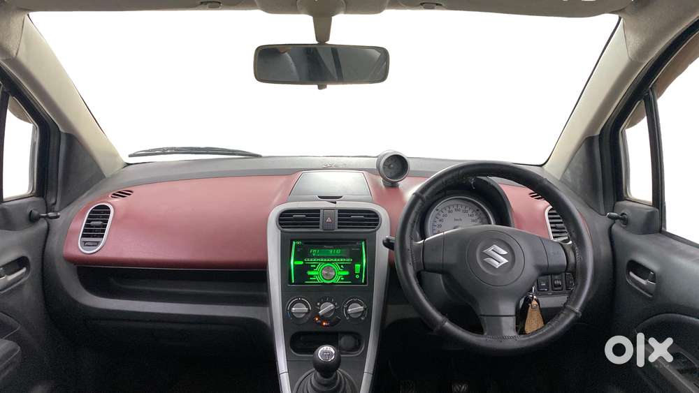 Maruti Suzuki Ritz Vxi, 2013, Petrol
