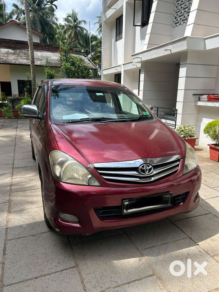 Toyota Innova Diesel 2010