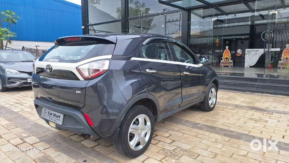 Tata Nexon, 2019, Petrol