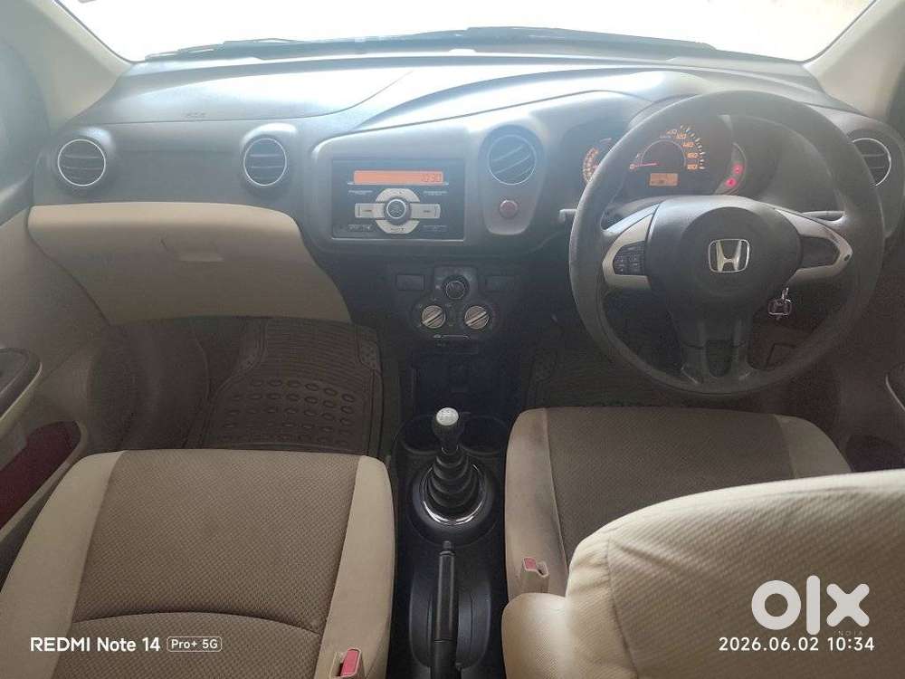 Honda Brio 2011-2013 V Mt, 2012, Petrol