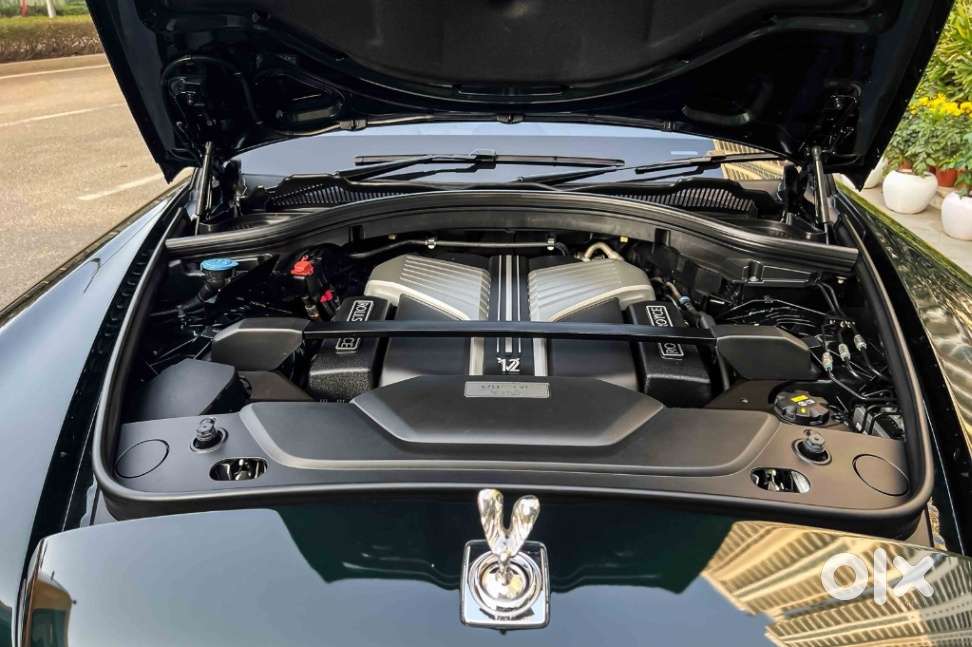 Rolls-royce Cullinan, 2022, Petrol