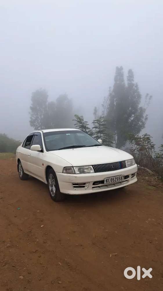 Mitsubishi Lancer 2009 Diesel 180000 Km Driven