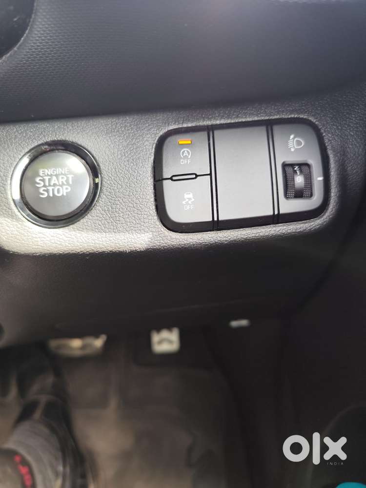 Hyundai Venue N Line N8 Dct Dual Tone, 2023, Petrol