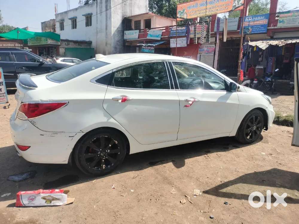 Hyundai Verna Sx O 2012