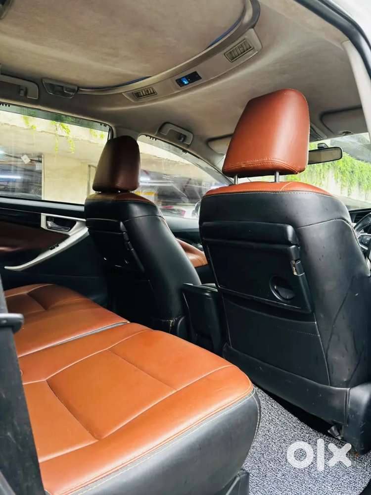 Toyota Innova Crysta 2.4 Vx 8 Seater 2018
