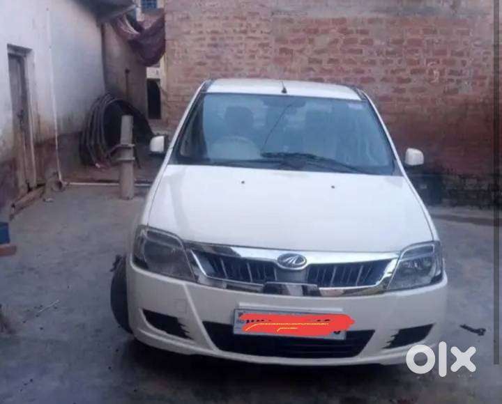 Mahindra 2011 Sedan