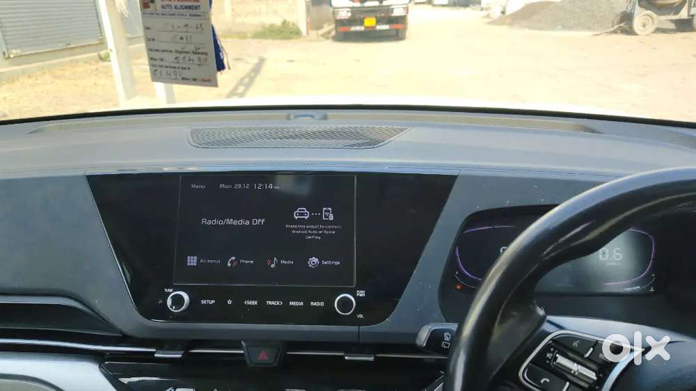 Kia Carens December 2022  Diesel 75500 Km Driven