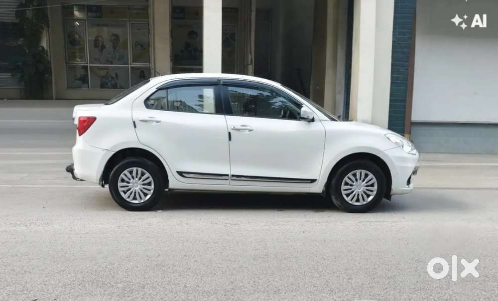 Maruti Suzuki Dzire 1.2 Vxi, 2023, Petrol