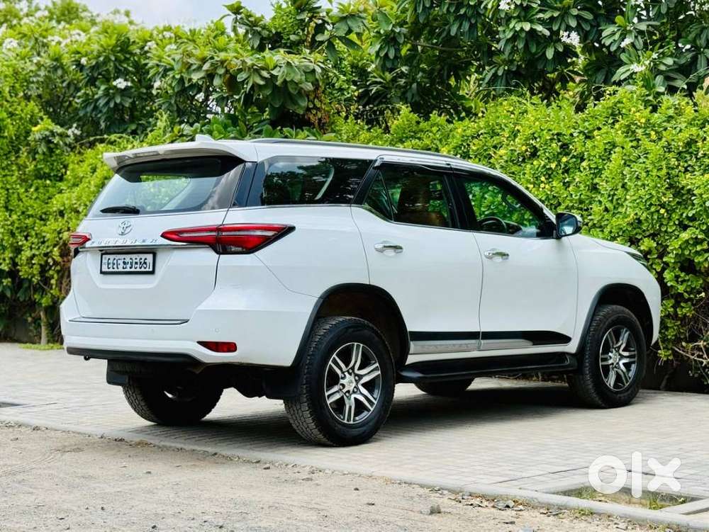 Toyota Fortuner 4x2 At 2.8 Diesel, 2025, Diesel