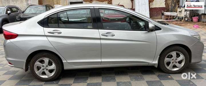 Honda City 2008-2011 1.5 V Mt Exclusive, 2015, Petrol