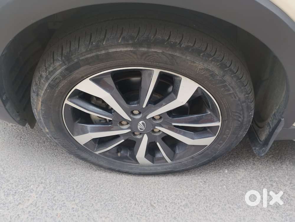 Mahindra Xuv300 W8 Option, 2021, Petrol