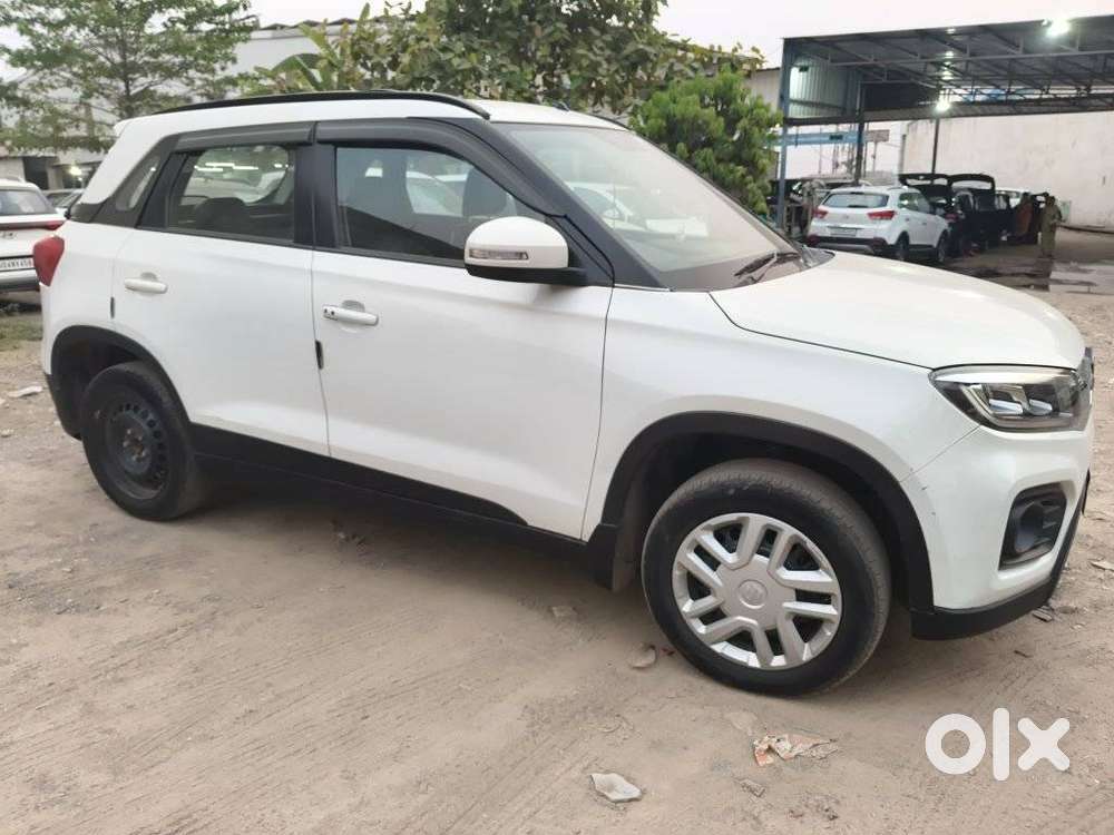 Maruti Suzuki Brezza Vxi At, 2021, Petrol