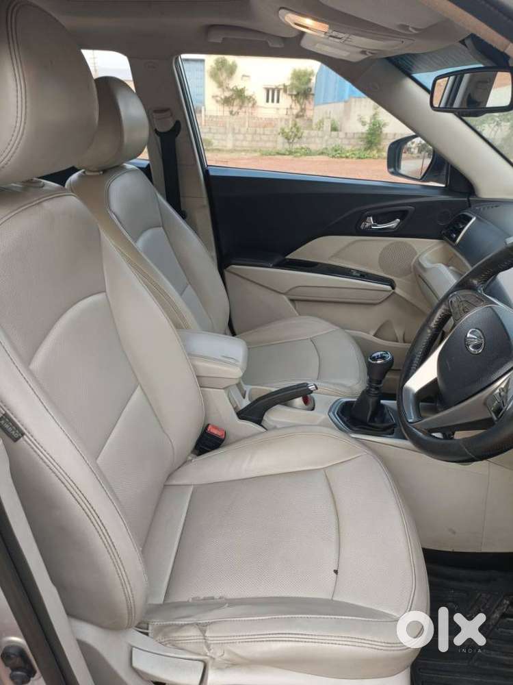 Mahindra Tuv 300 Mhawk100 T8, 2019, Diesel