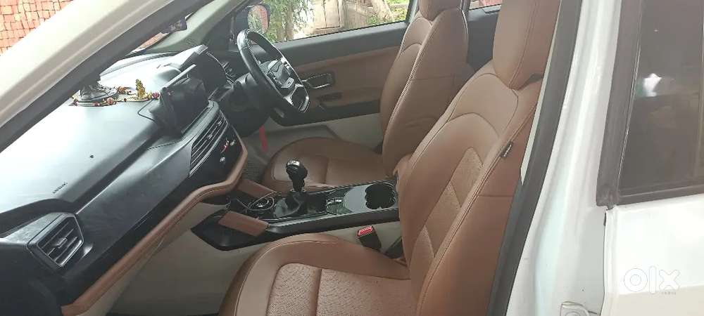 Tata Safari Adventure 2024 Plus
