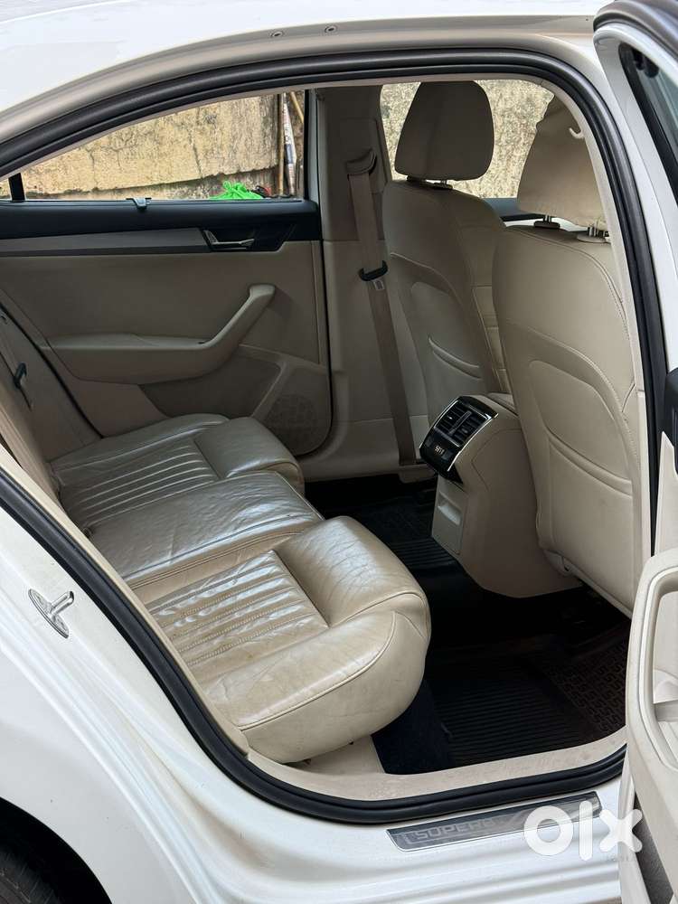 Skoda Superb Style 1.8 Tsi Mt, 2017, Petrol