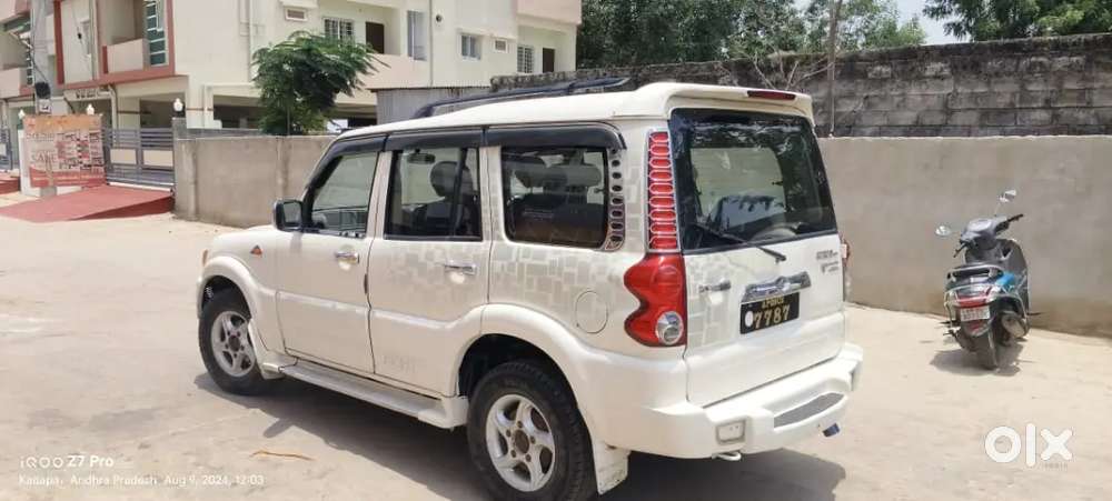 Mahindra Scorpio Classic 2012 Diesel Automatic