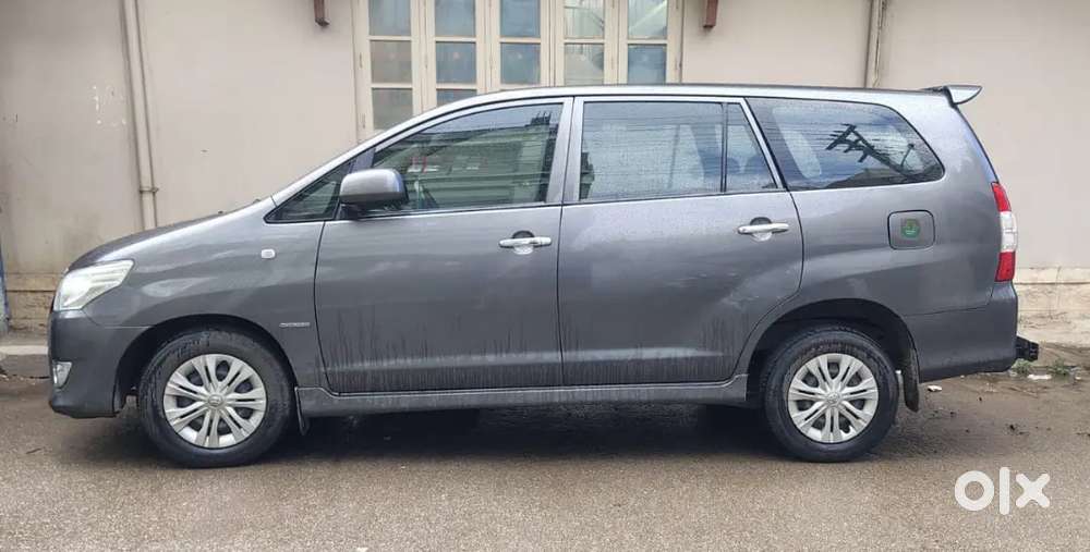 Toyota Innova 2.5 2013 Manual