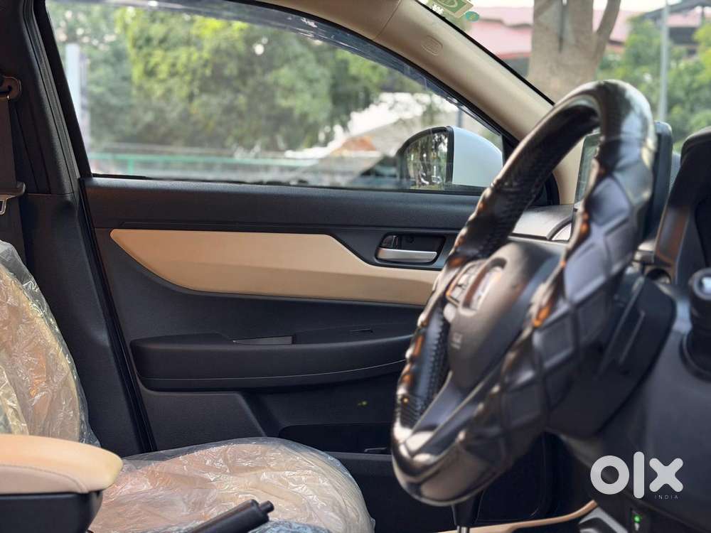 Honda Amaze Vx 1.2 Petrol Cvt, 2025, Petrol