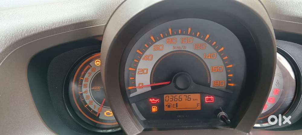 Honda Brio V Mt, 2014, Petrol