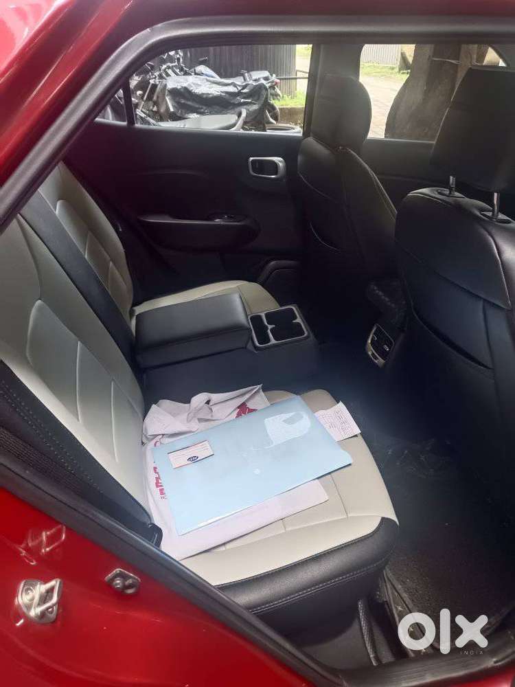 Hyundai Venue Sx Plus Turbo Dct, 2020, Petrol