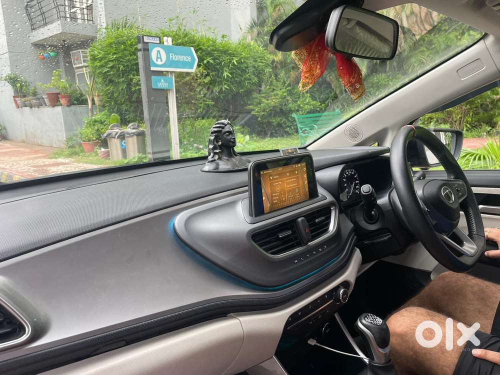 Tata Altroz 1.2 Xz Plus Petrol, 2023, Petrol