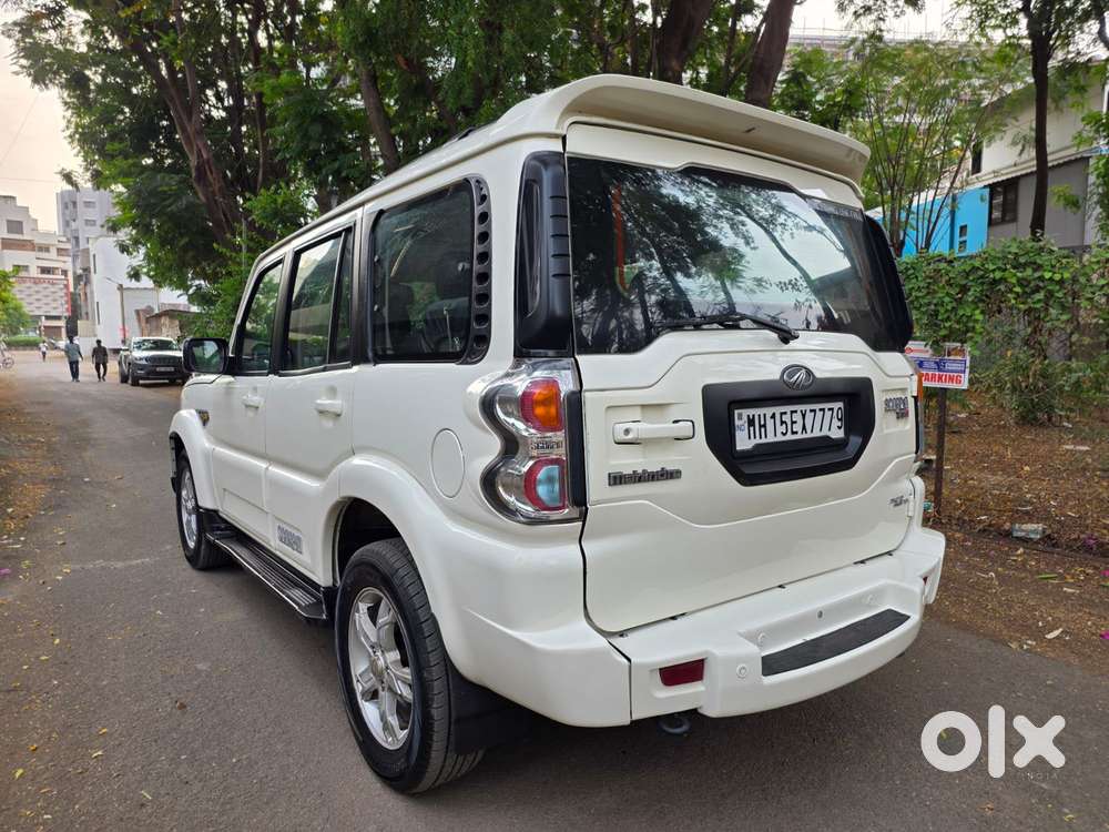 Mahindra Scorpio S10, 2015, Diesel