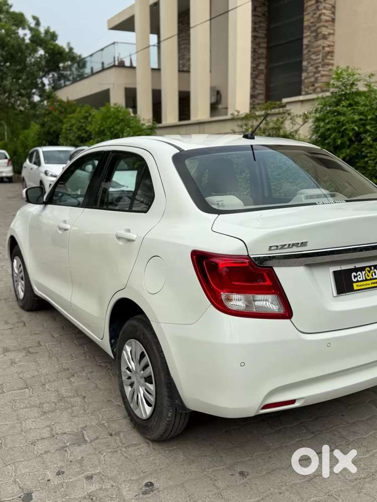 Maruti Suzuki Dzire 1.2 Vxi, 2021, Petrol