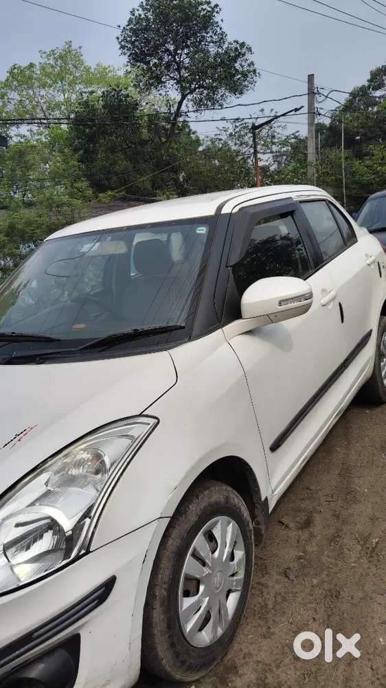 Maruti Suzuki Dzire 2017 Petrol 72000 Km Driven