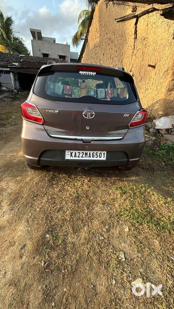 Tata Tiago Petrol 2017