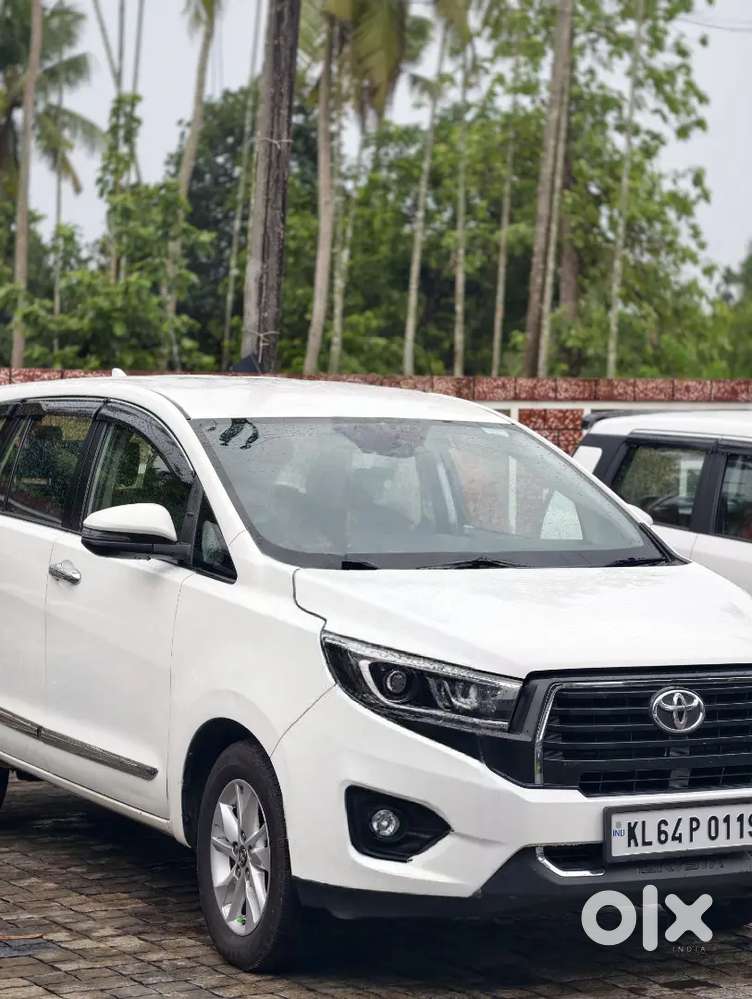 Toyota Innova Crysta Diesel 2017