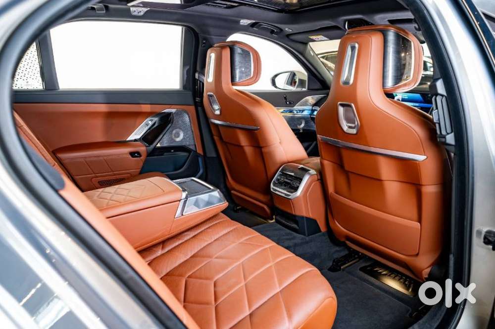 Bmw I7 Xdrive60, 2025, Electric