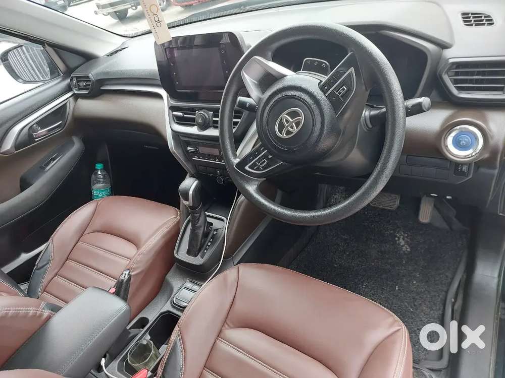 Toyota Urban Cruiser Hyryder 2024 Petrol Well Maintained