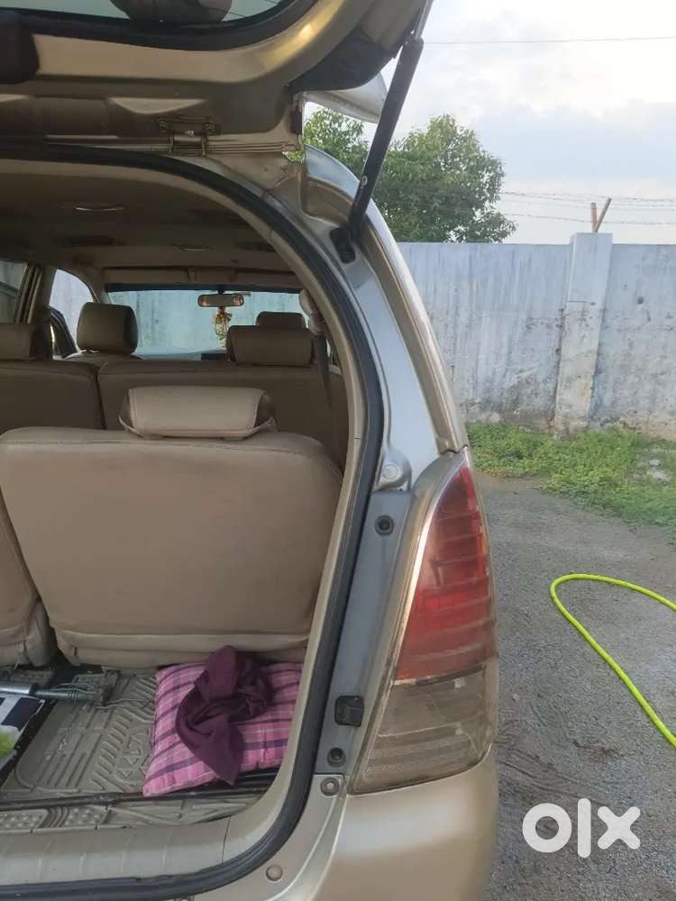 Toyota Innova 2009 Diesel Well Maintained