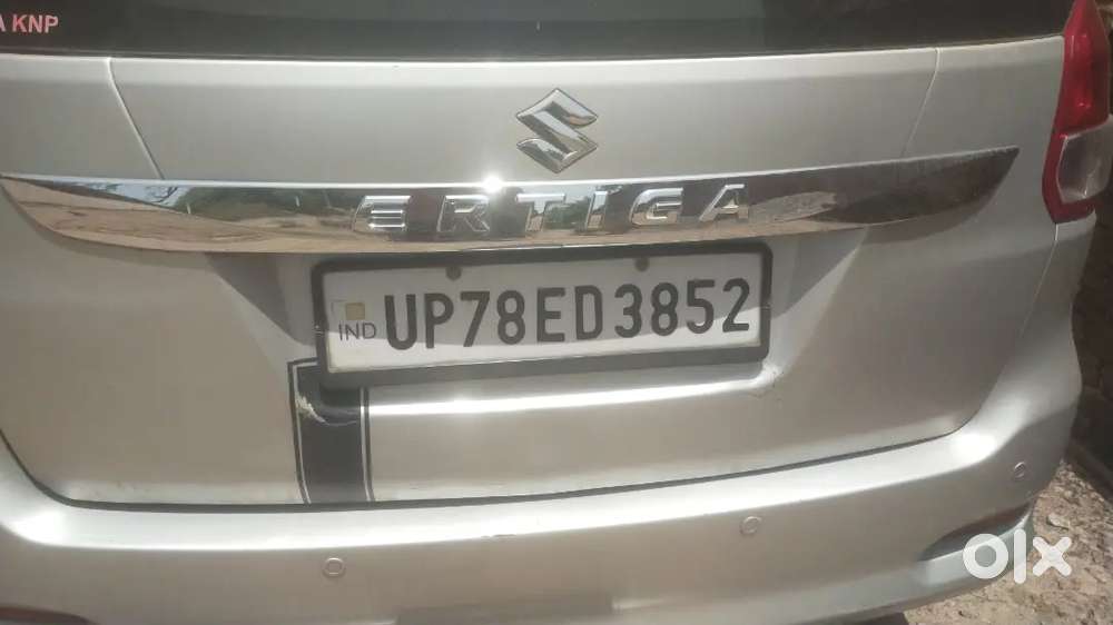 यह 2016 मॉडल अर्टिगा गाड़ी है