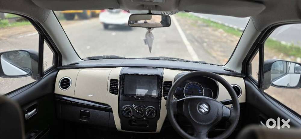 Maruti Suzuki Wagon R 1.0 Vxi Amt, 2017, Petrol