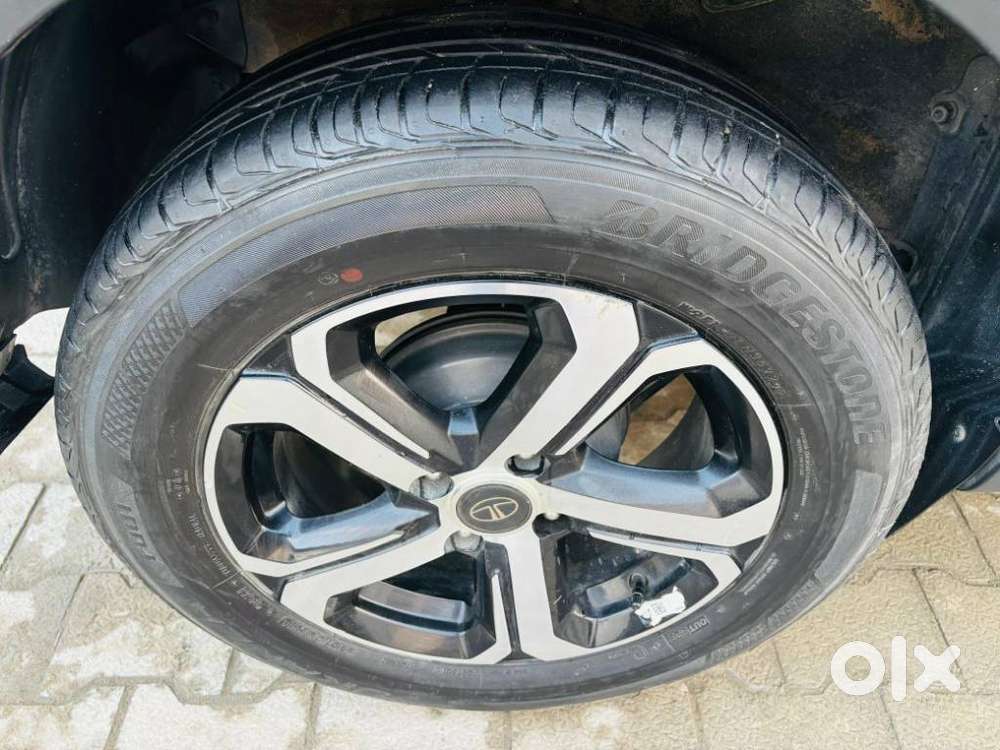 Tata Nexon 1.2 Revotron Xz Plus, 2022, Petrol