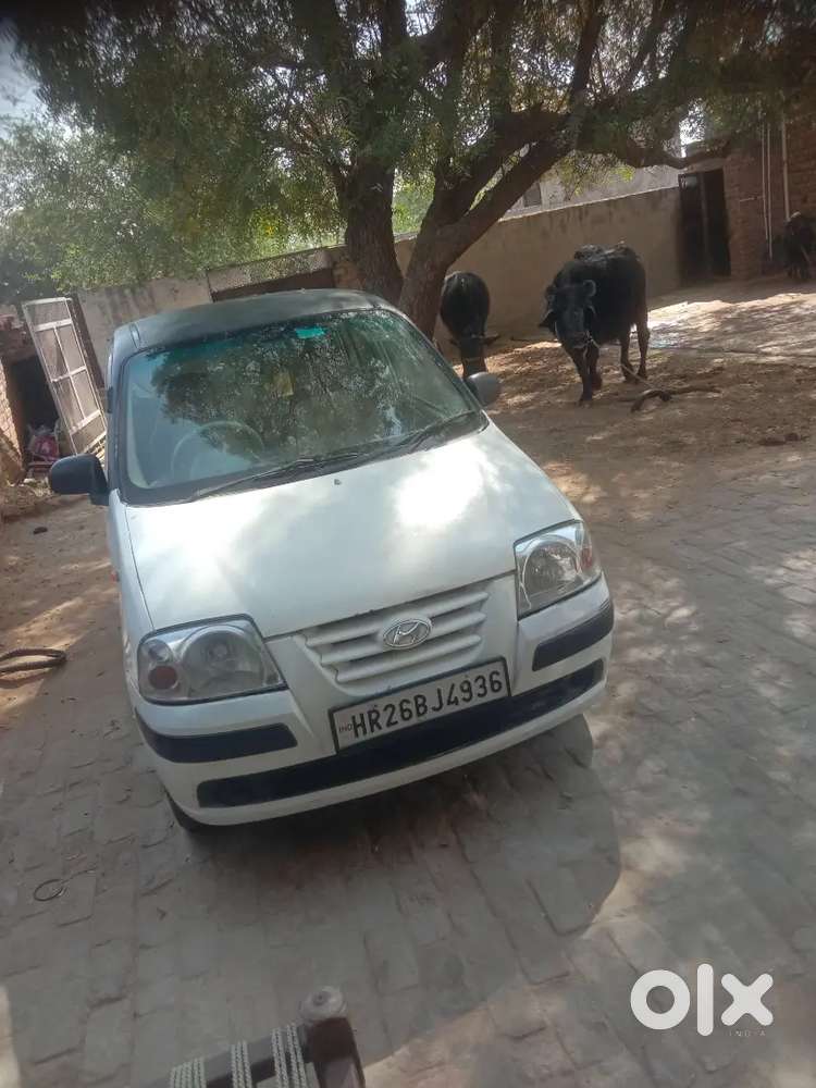 Hyundai Santro 2011 Lpg Well Maintained