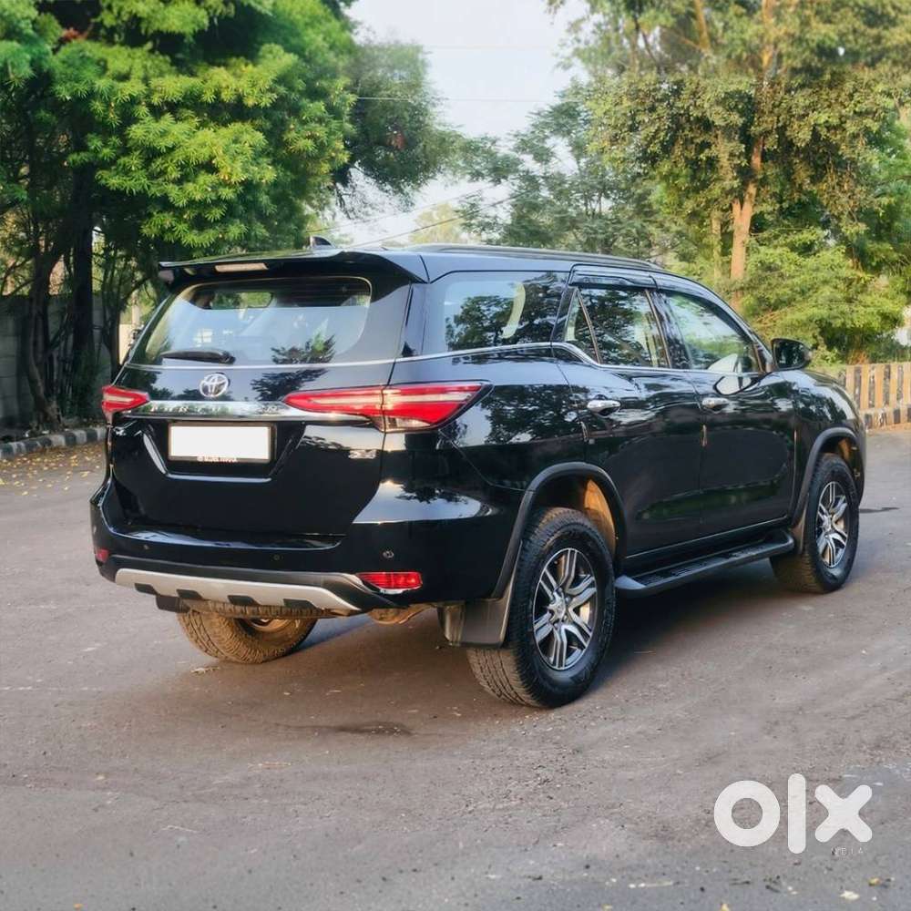 Toyota Fortuner 4x2 At 2.8 Diesel, 2025