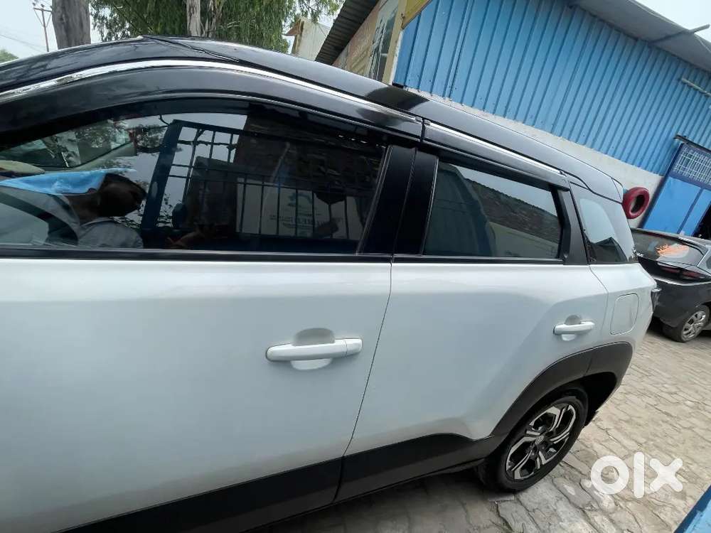 Maruti Brezza Lxi 2023