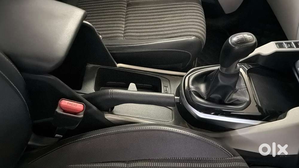Kia Carens 1.5 Prestige Plus Diesel 7 Str Imt, 2022, Diesel