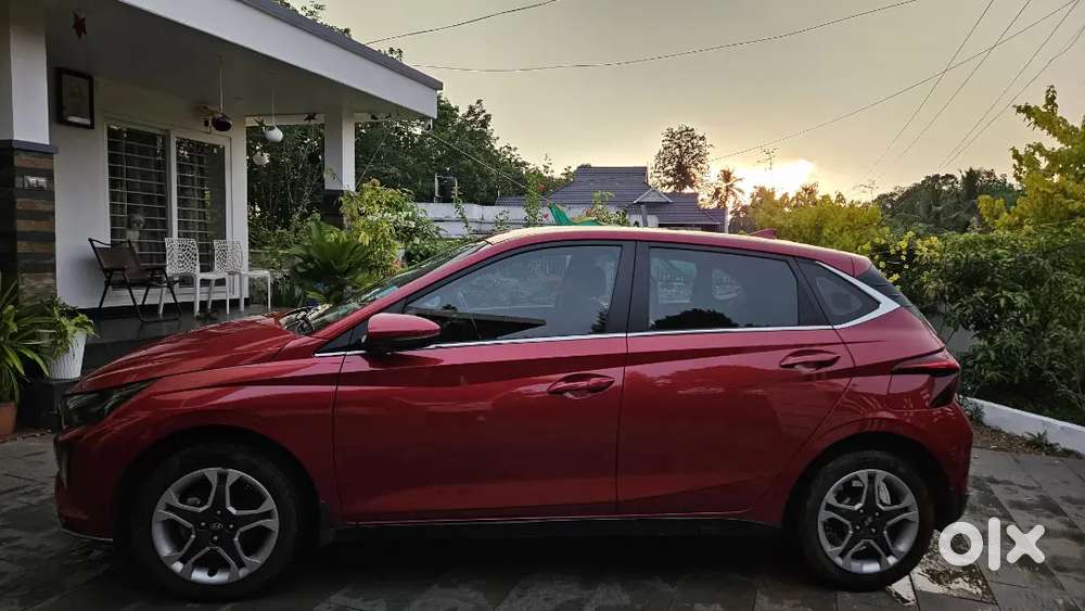 I20 Sportz Optional With Sunroof