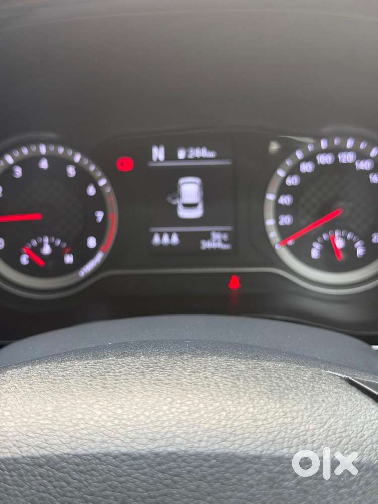 Hyundai Grand I10 Nios Sportz 1.2 At, 2024, Petrol