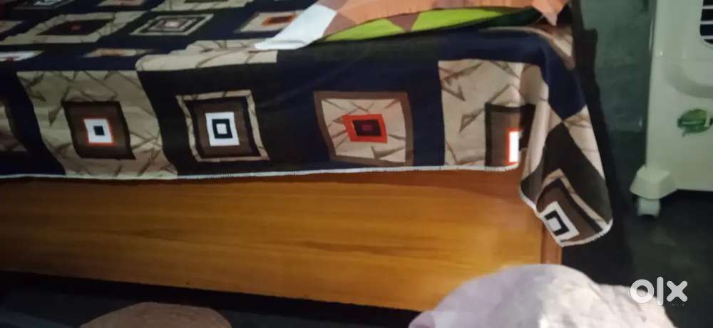 Diwan bed for sale