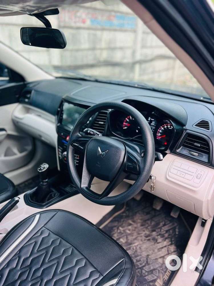 Mahindra Xuv300 W4, 2024, Petrol